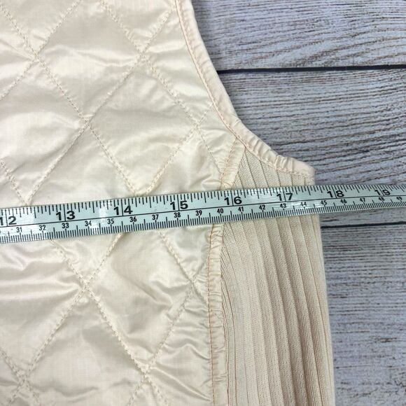 L.L Bean Cream Sherpa Lined Vest Quilted Size XSP - Picture 8 of 9